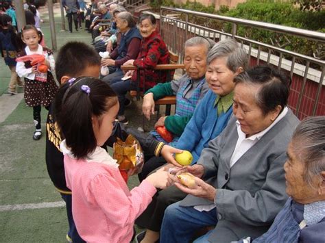  「敬老の精神」が込められた、中国10世紀の民話「 appreciative grandparents 」！